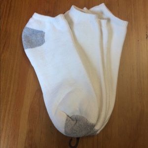3 Pairs White Athletic Low Ankle Socks
